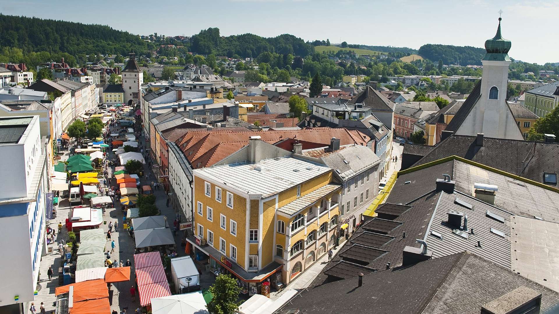 Ansicht des Stadtplatzes von Vöcklabruck